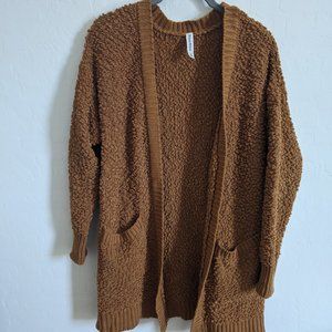 tan brown long comfy sweater w pocket Medium